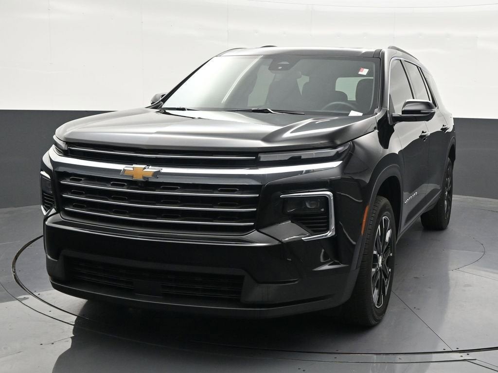 2024 Chevrolet Traverse LT