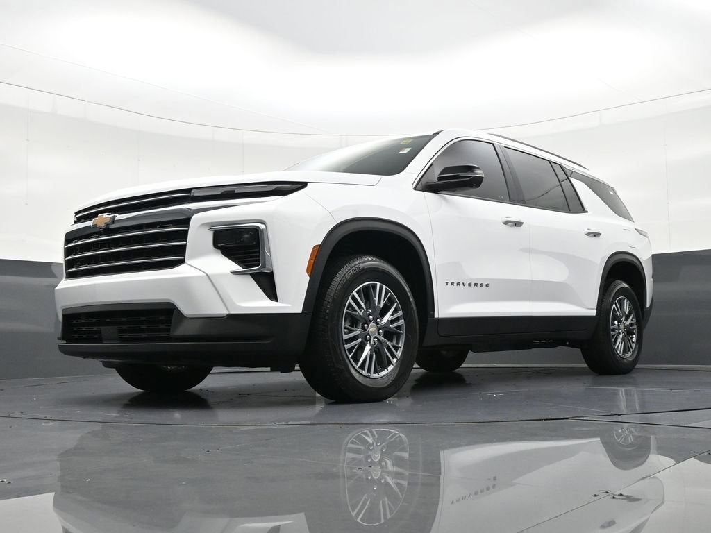 2024 Chevrolet Traverse LT
