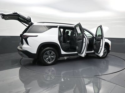 2024 Chevrolet Traverse LT