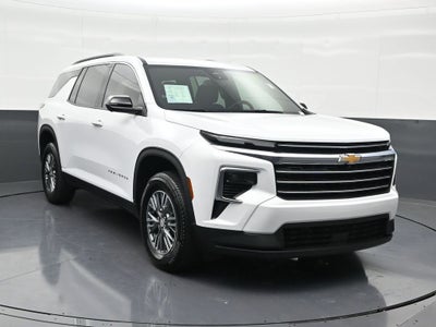 2024 Chevrolet Traverse LT