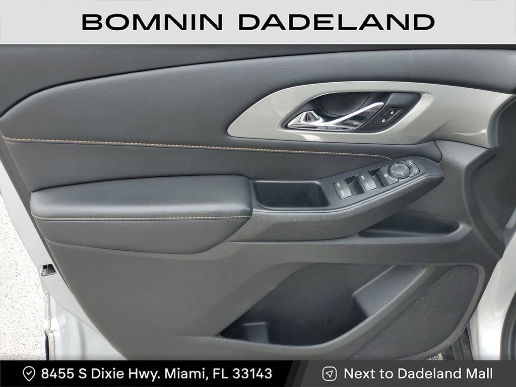 2021 Chevrolet Traverse LT Cloth