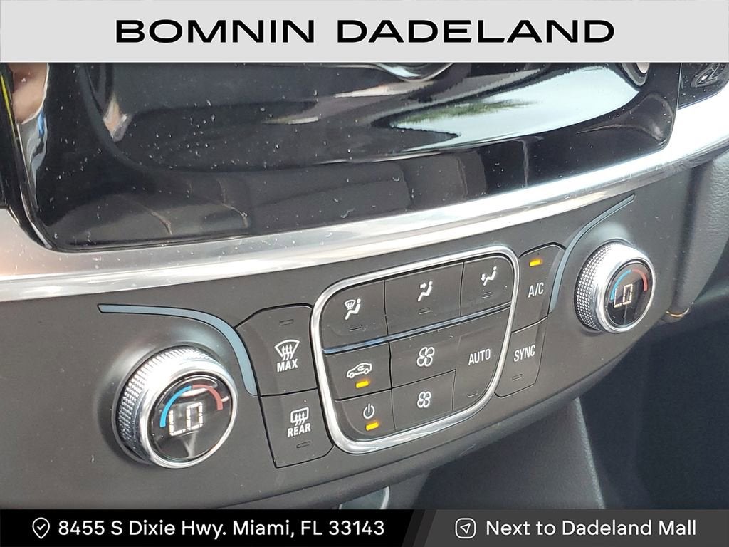 2021 Chevrolet Traverse LT Cloth