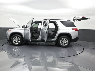 2021 Chevrolet Traverse LT Cloth
