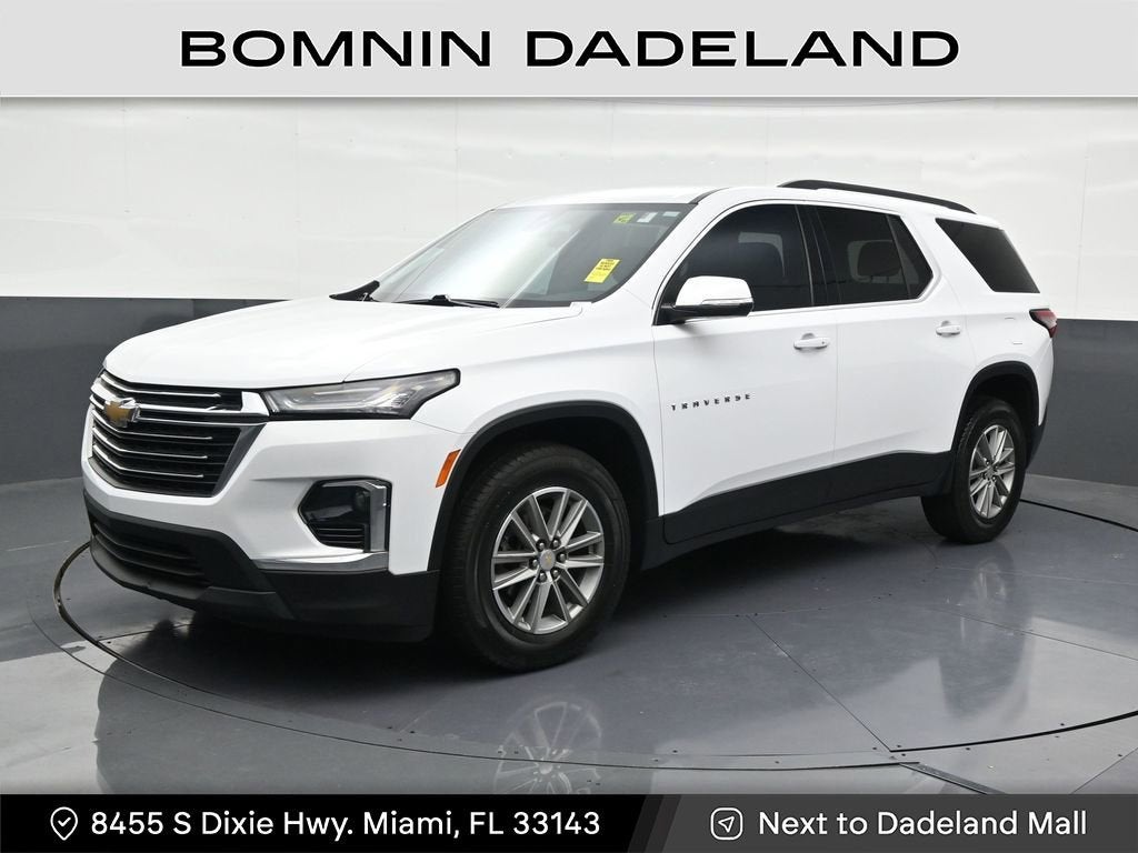 2023 Chevrolet Traverse LT Cloth