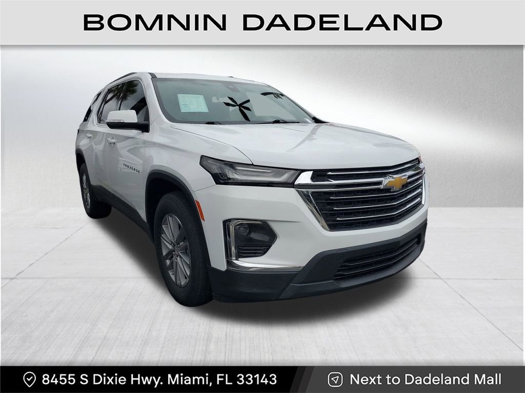 2023 Chevrolet Traverse LT Cloth