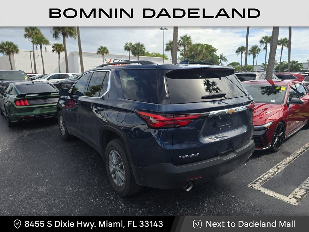 2023 Chevrolet Traverse LT Cloth