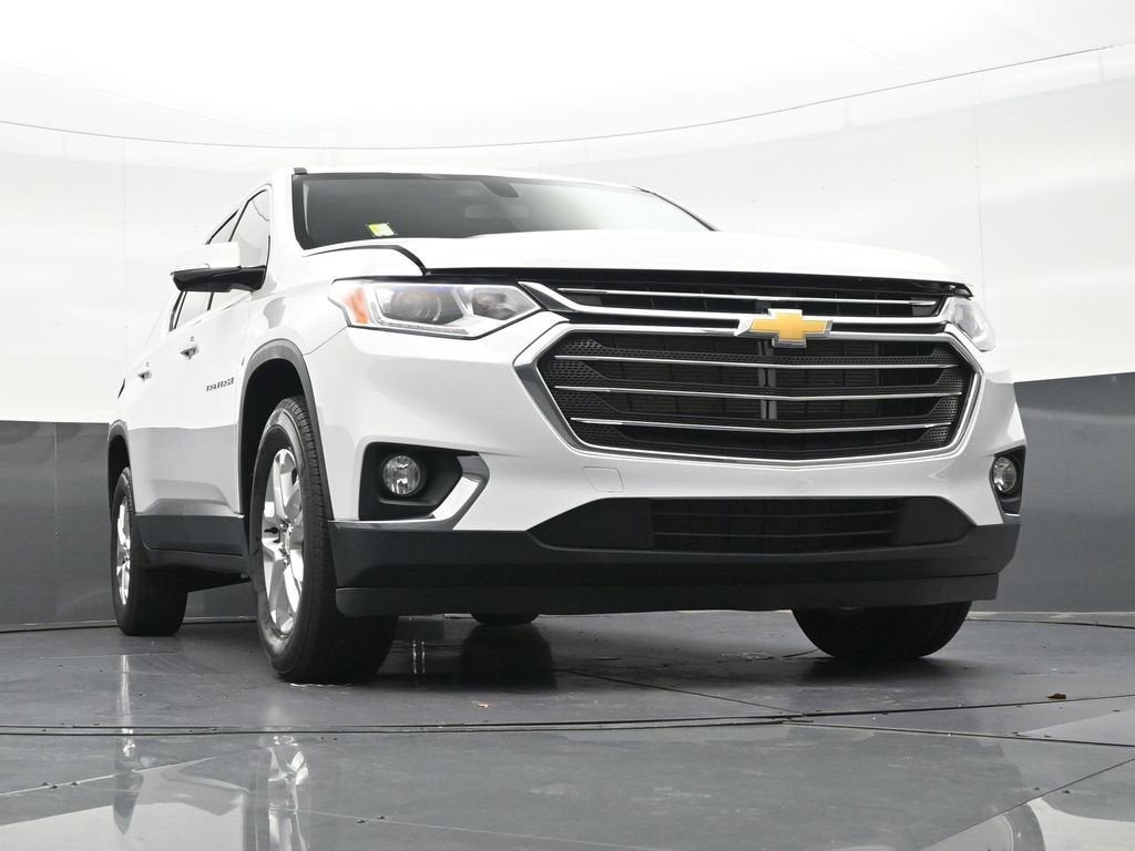 2020 Chevrolet Traverse LT Cloth
