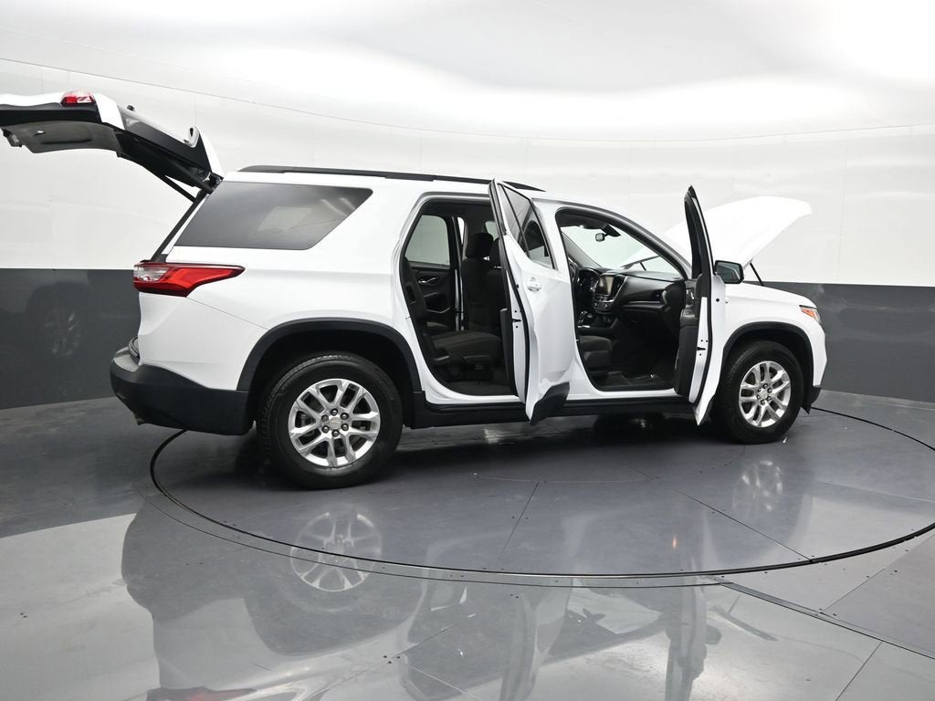 2020 Chevrolet Traverse LT Cloth
