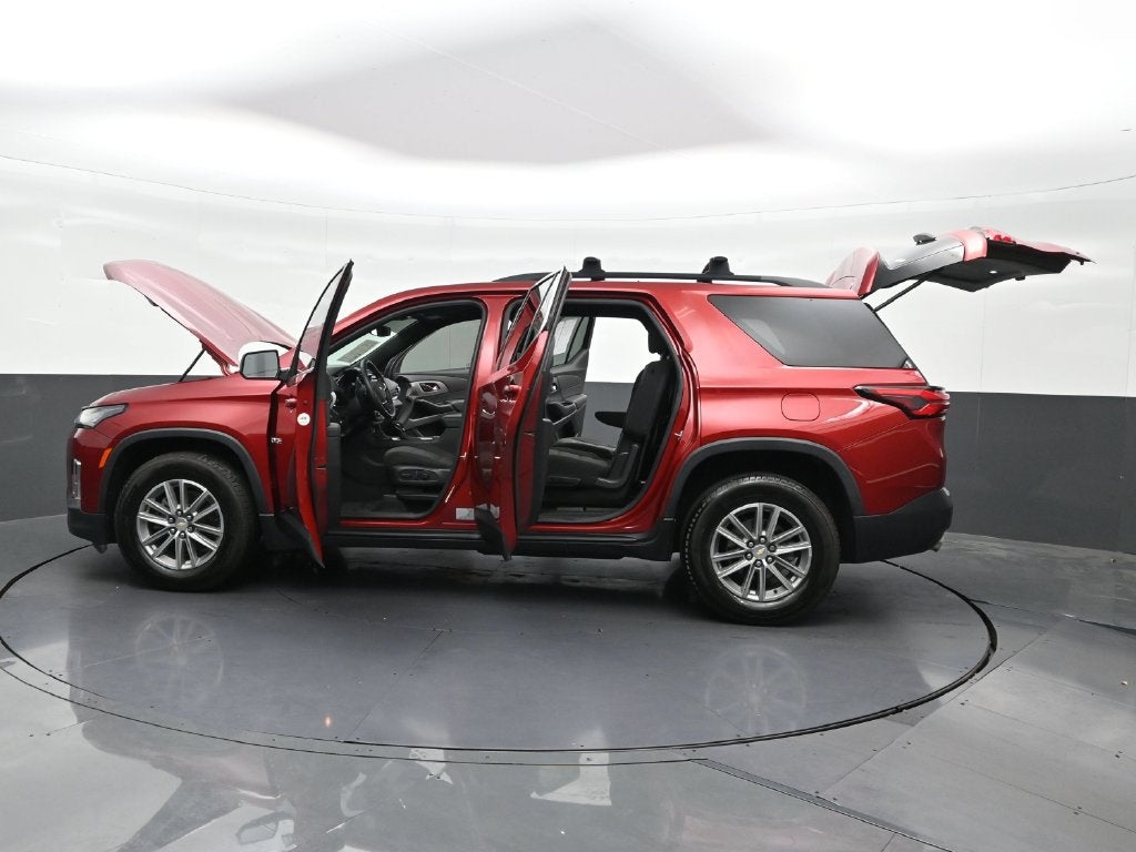 2022 Chevrolet Traverse LT Cloth