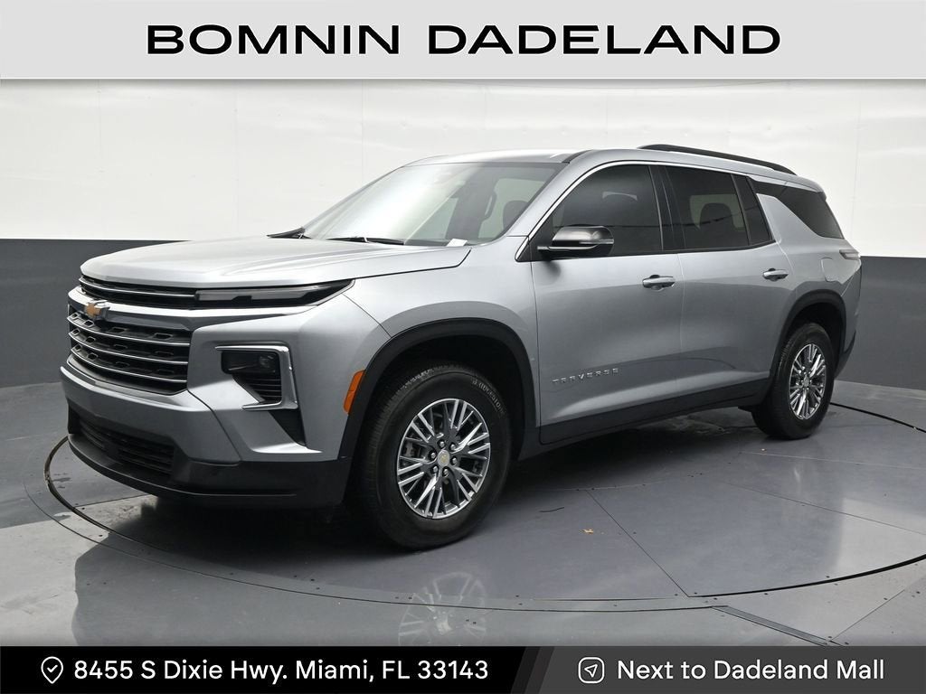 2025 Chevrolet Traverse LT