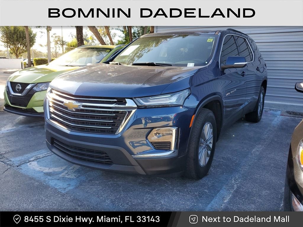 2022 Chevrolet Traverse LT Leather