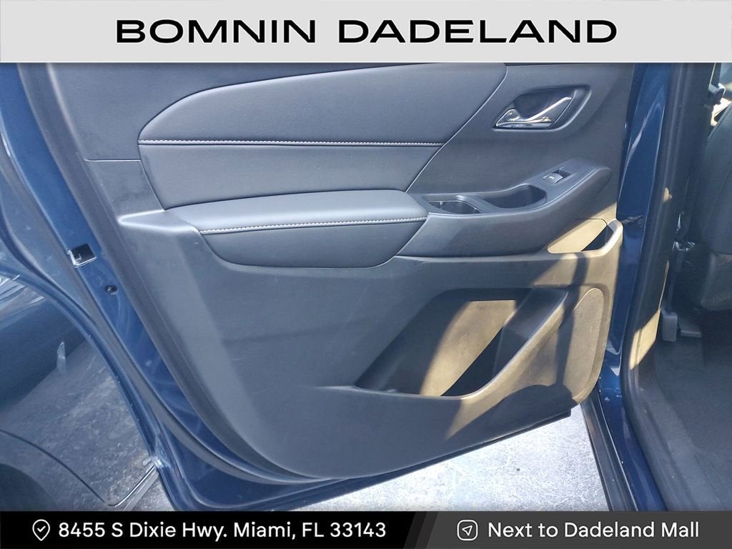 2022 Chevrolet Traverse LT Leather