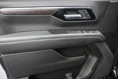 2025 Chevrolet Suburban LS