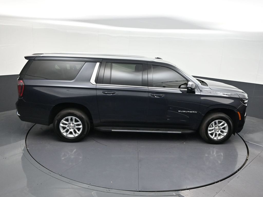 2025 Chevrolet Suburban LS