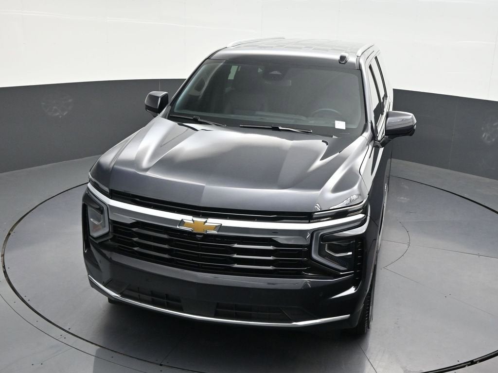 2025 Chevrolet Suburban LS