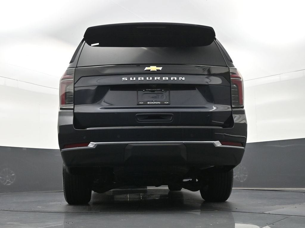 2025 Chevrolet Suburban LS