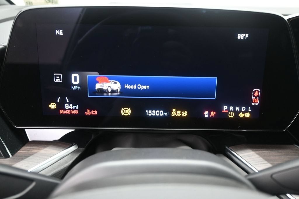 2025 Chevrolet Suburban LT