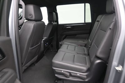 2025 Chevrolet Suburban LT