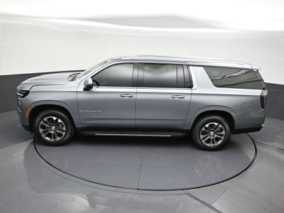 2025 Chevrolet Suburban LT