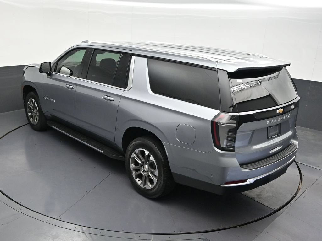 2025 Chevrolet Suburban LT