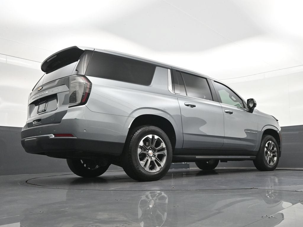 2025 Chevrolet Suburban LT