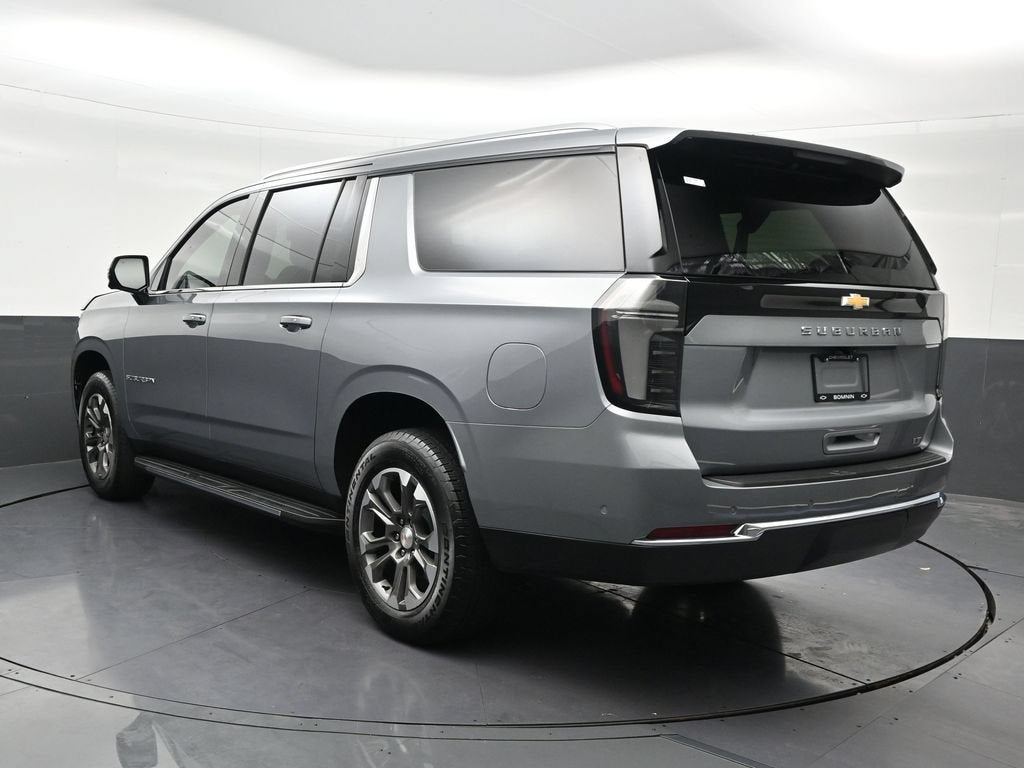 2025 Chevrolet Suburban LT