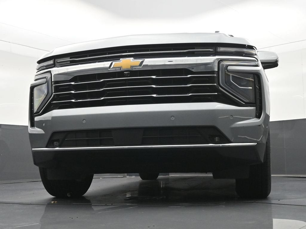 2025 Chevrolet Suburban LT
