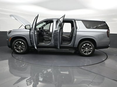 2025 Chevrolet Suburban LT