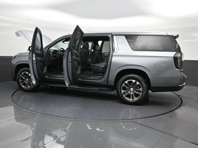 2025 Chevrolet Suburban LT