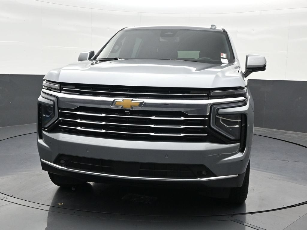 2025 Chevrolet Suburban LT