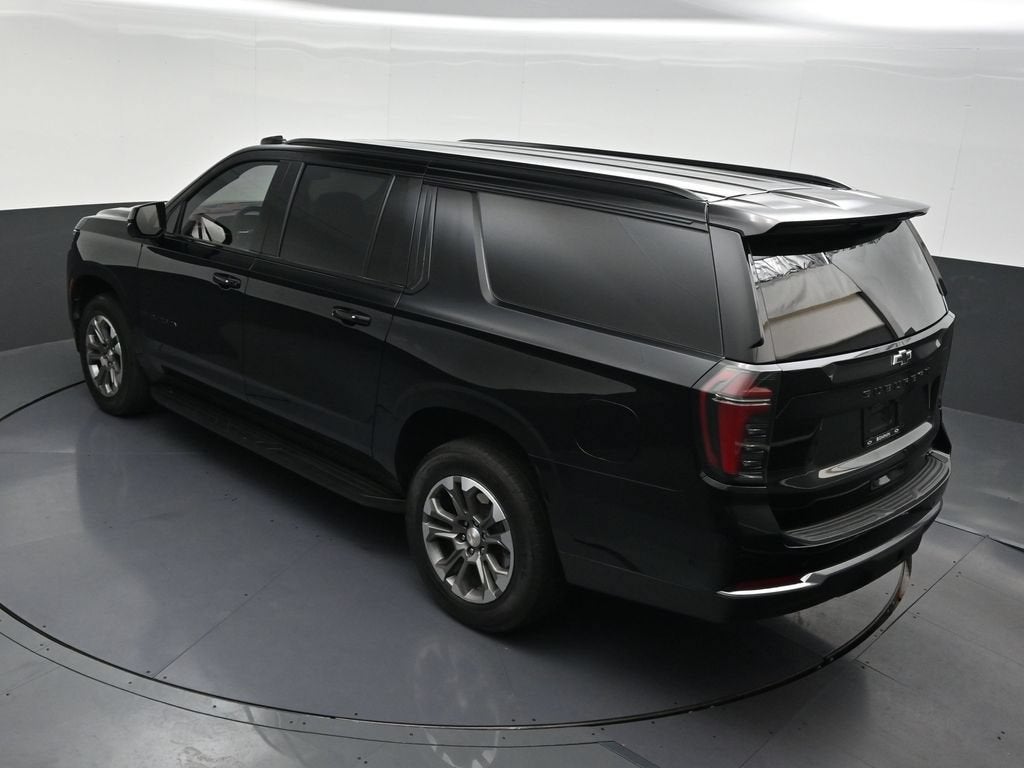2025 Chevrolet Suburban LT