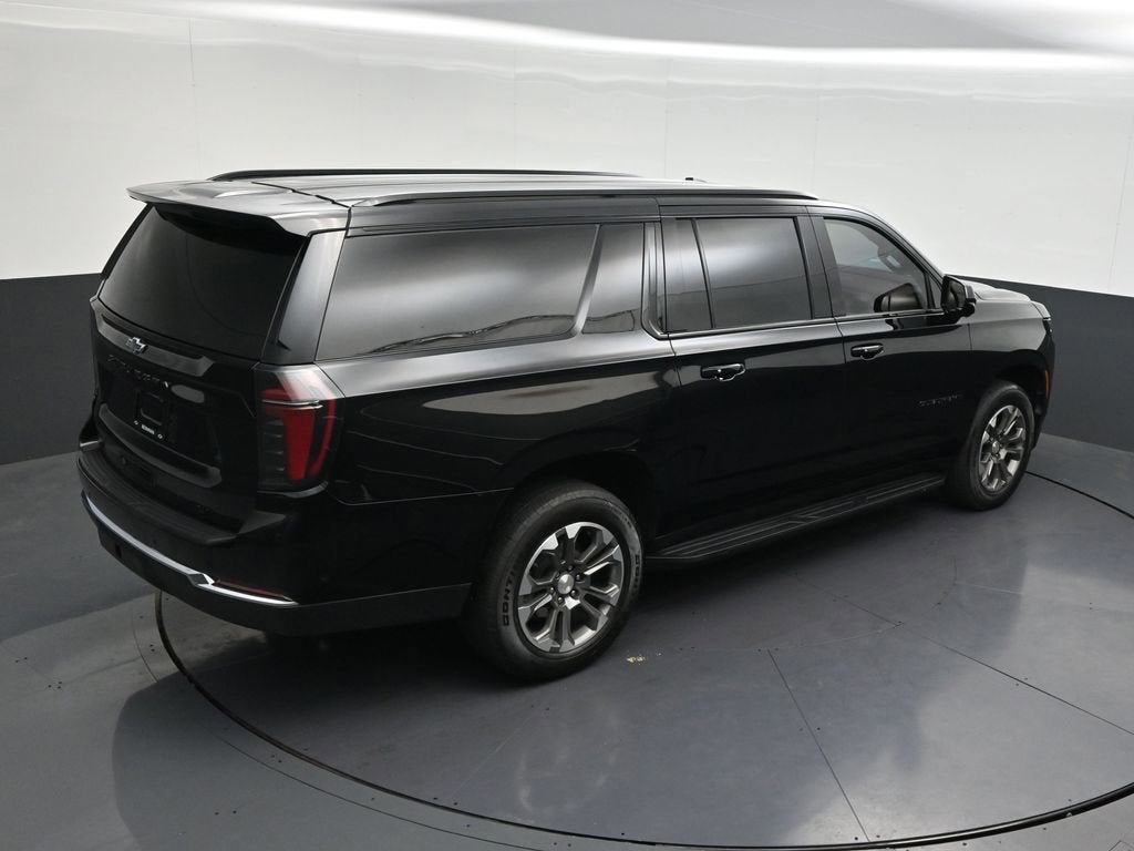 2025 Chevrolet Suburban LT