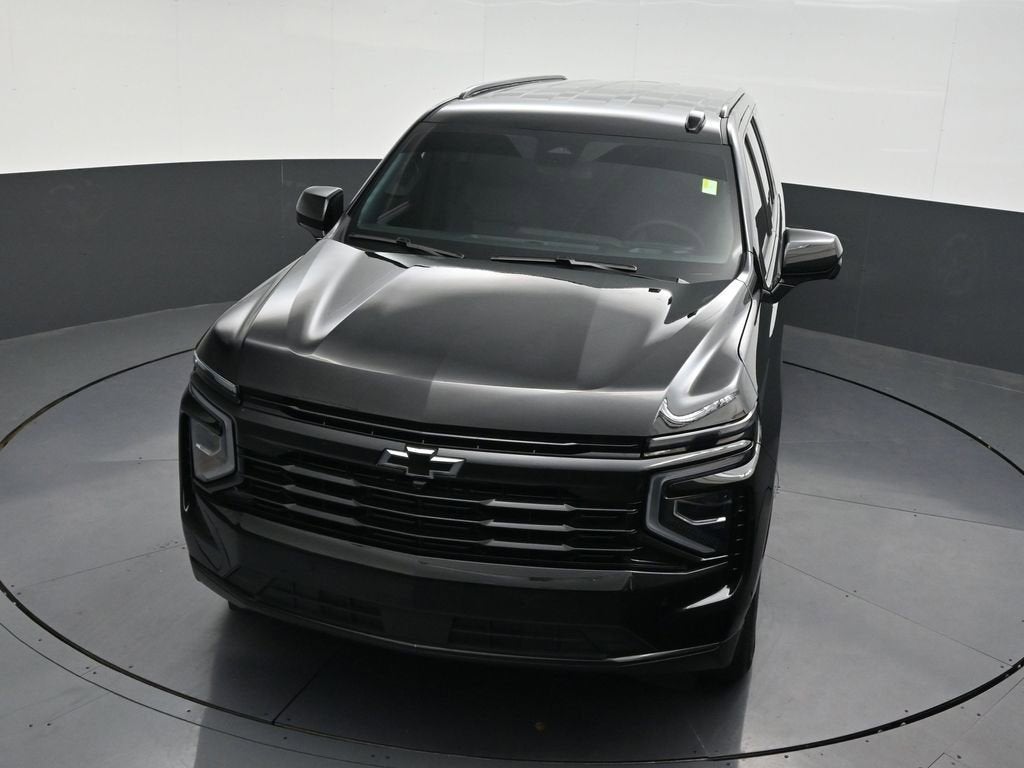 2025 Chevrolet Suburban LT