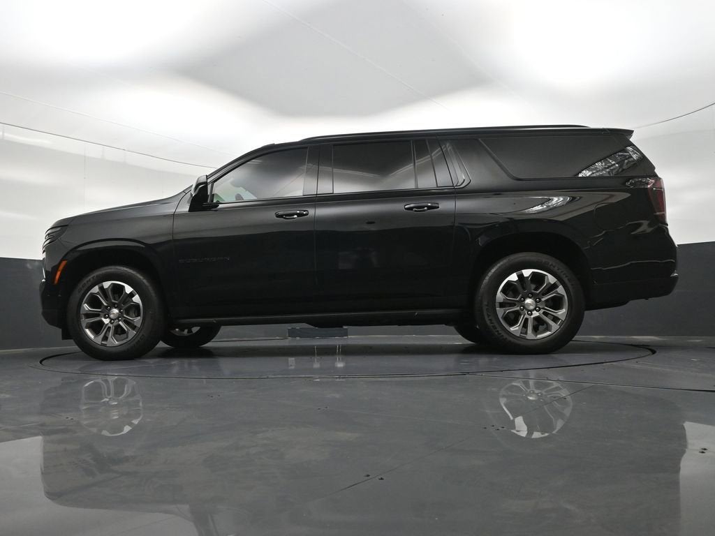 2025 Chevrolet Suburban LT