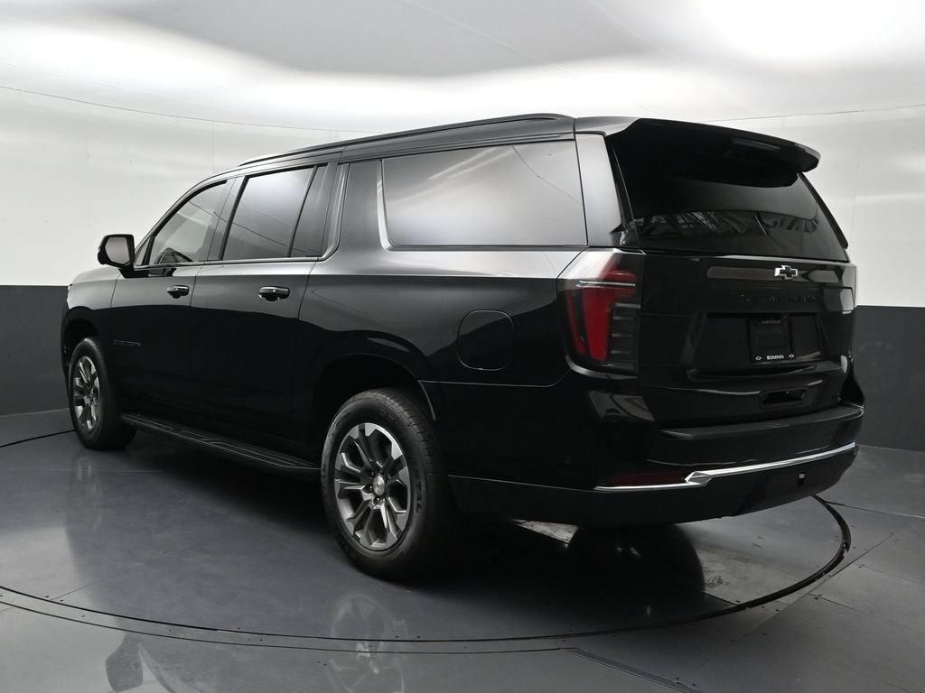 2025 Chevrolet Suburban LT