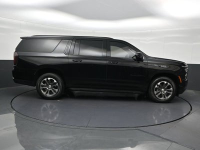 2025 Chevrolet Suburban LT