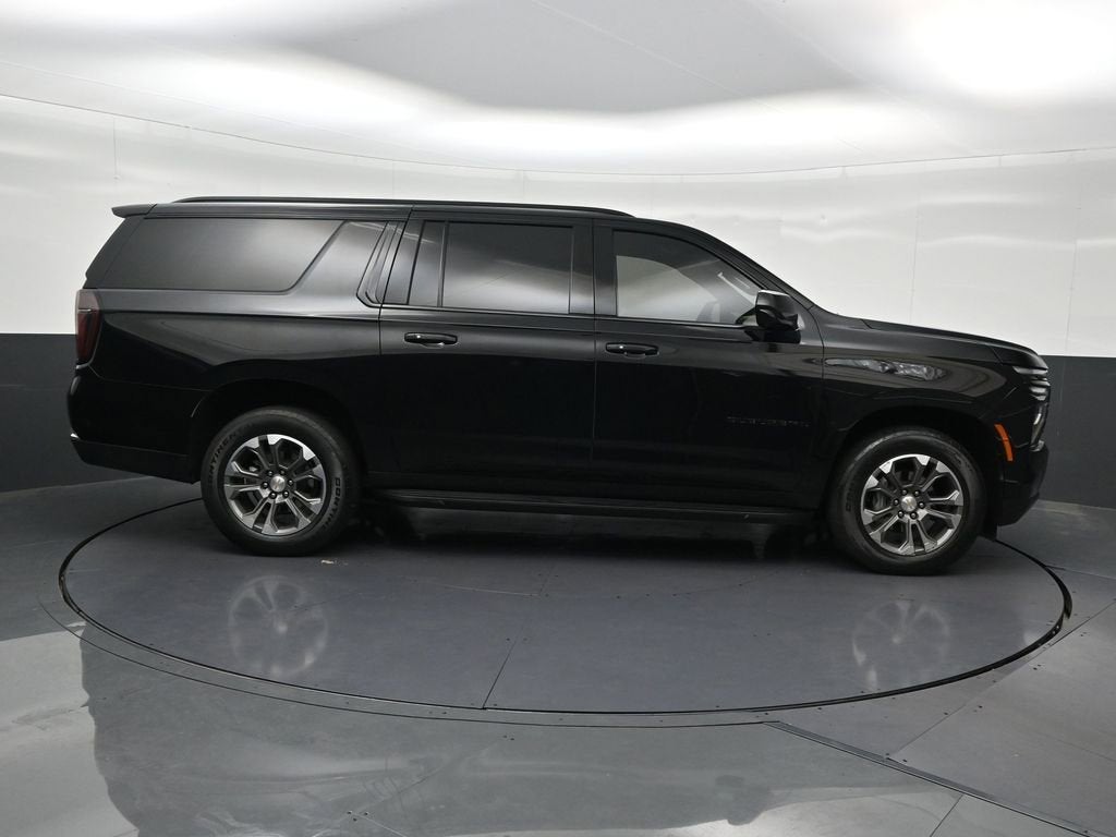 2025 Chevrolet Suburban LT