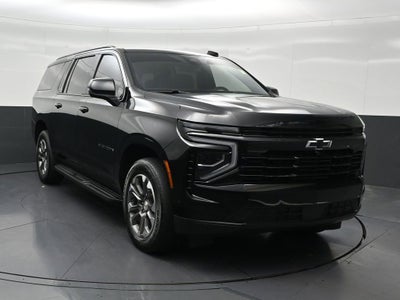 2025 Chevrolet Suburban LT