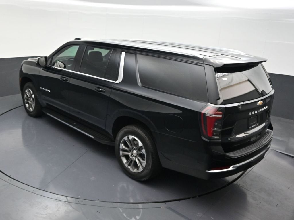2025 Chevrolet Suburban LT