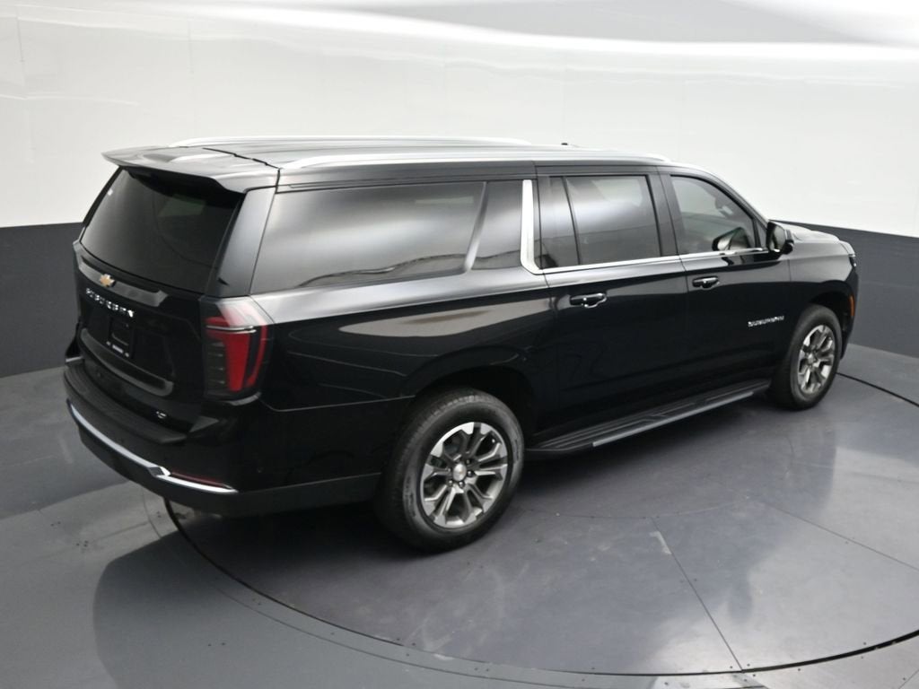 2025 Chevrolet Suburban LT