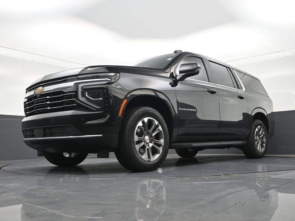 2025 Chevrolet Suburban LT