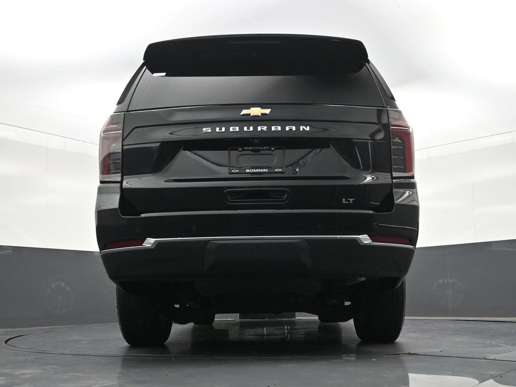 2025 Chevrolet Suburban LT