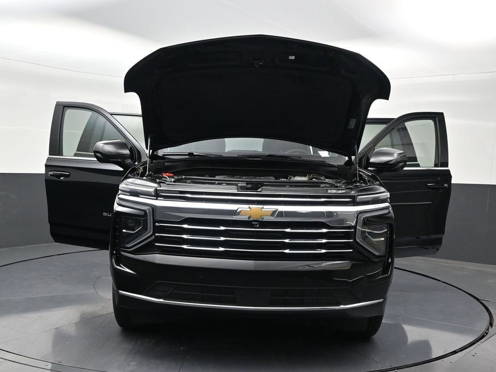 2025 Chevrolet Suburban LT