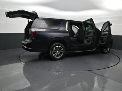 2025 Chevrolet Suburban LT