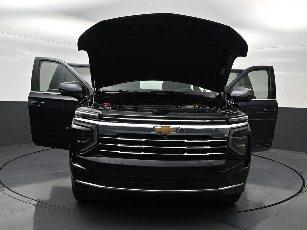 2025 Chevrolet Suburban LT
