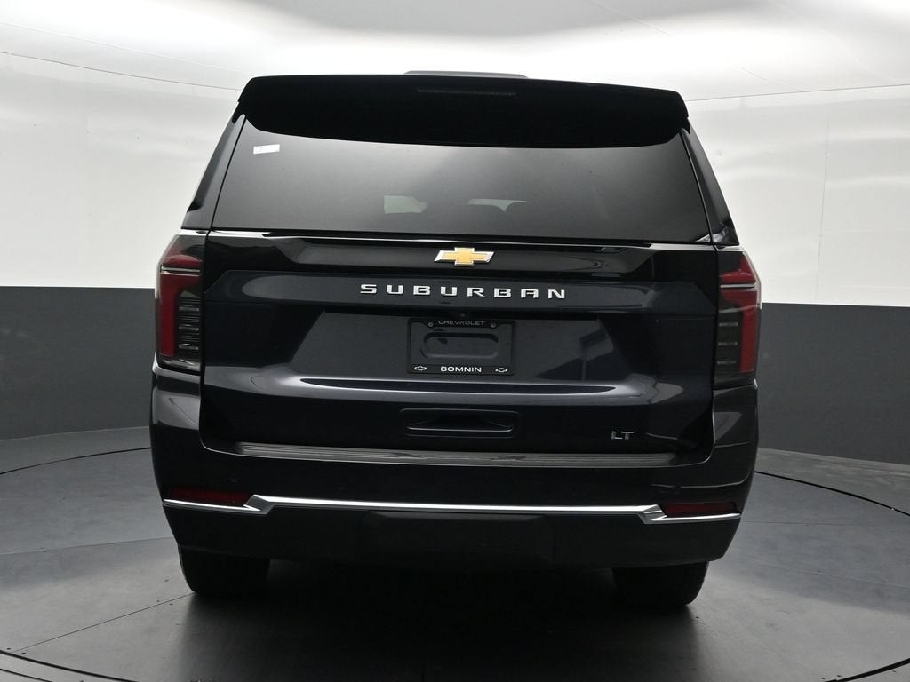 2025 Chevrolet Suburban LT
