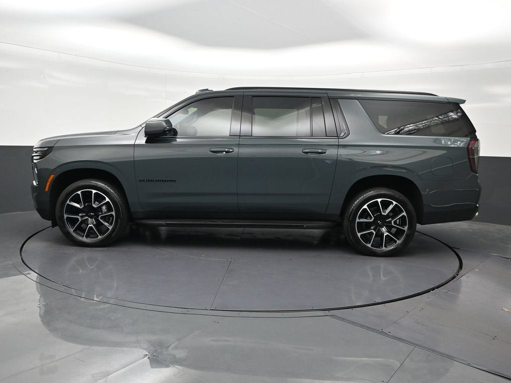 2025 Chevrolet Suburban RST