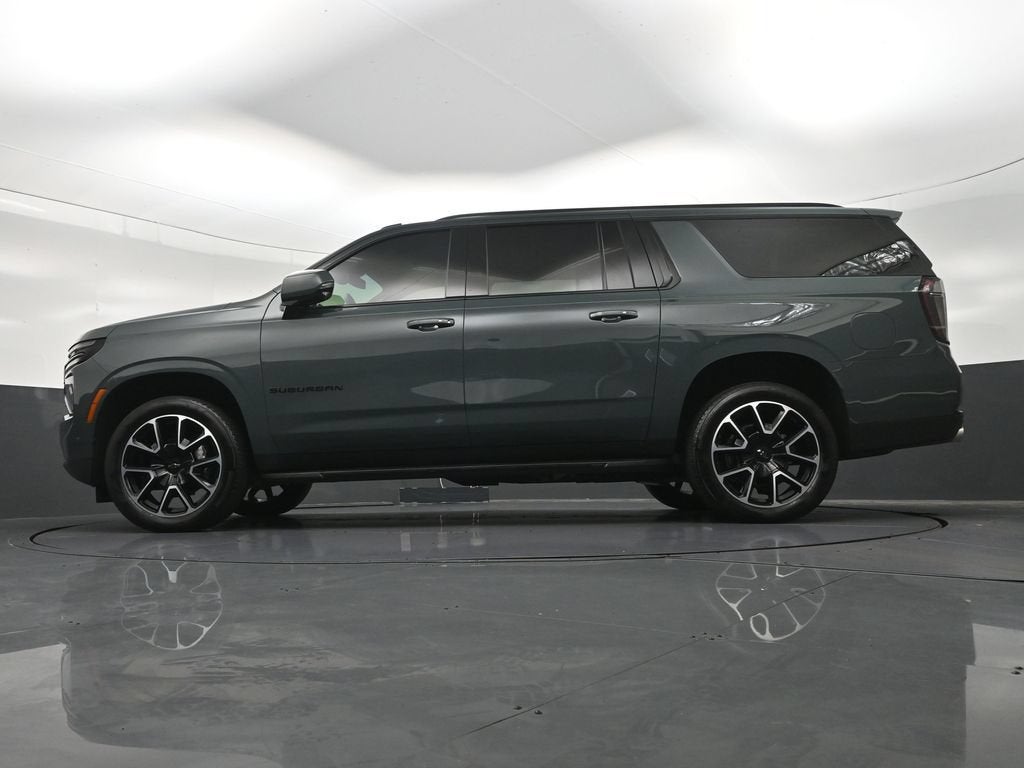 2025 Chevrolet Suburban RST