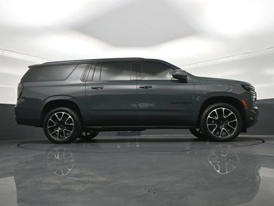 2025 Chevrolet Suburban RST