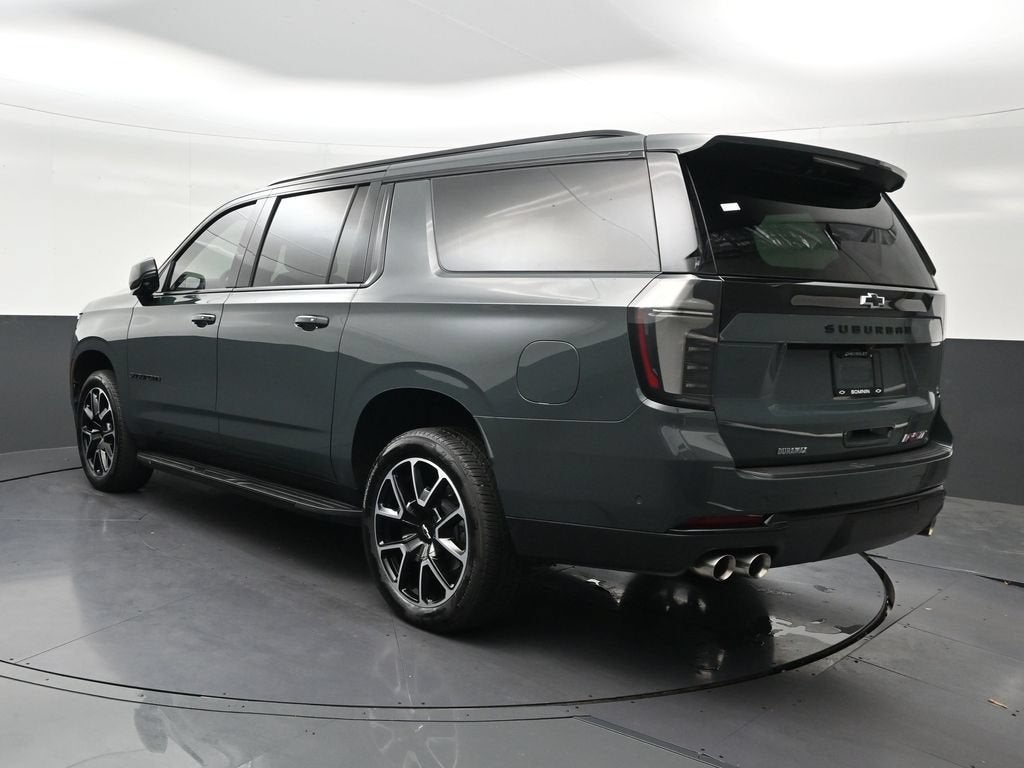 2025 Chevrolet Suburban RST
